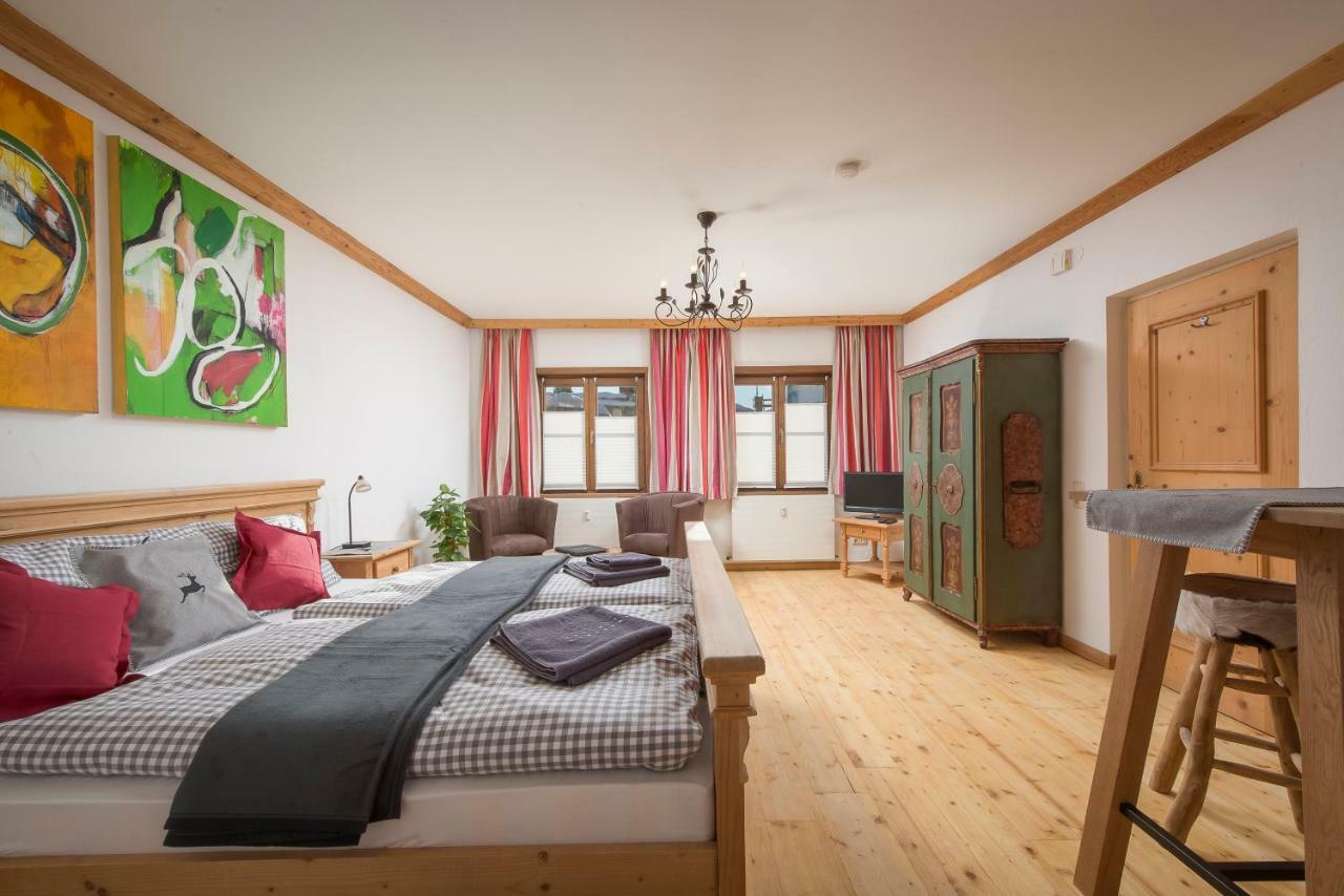Buccara Apartments Kitzbuehel ภายนอก รูปภาพ